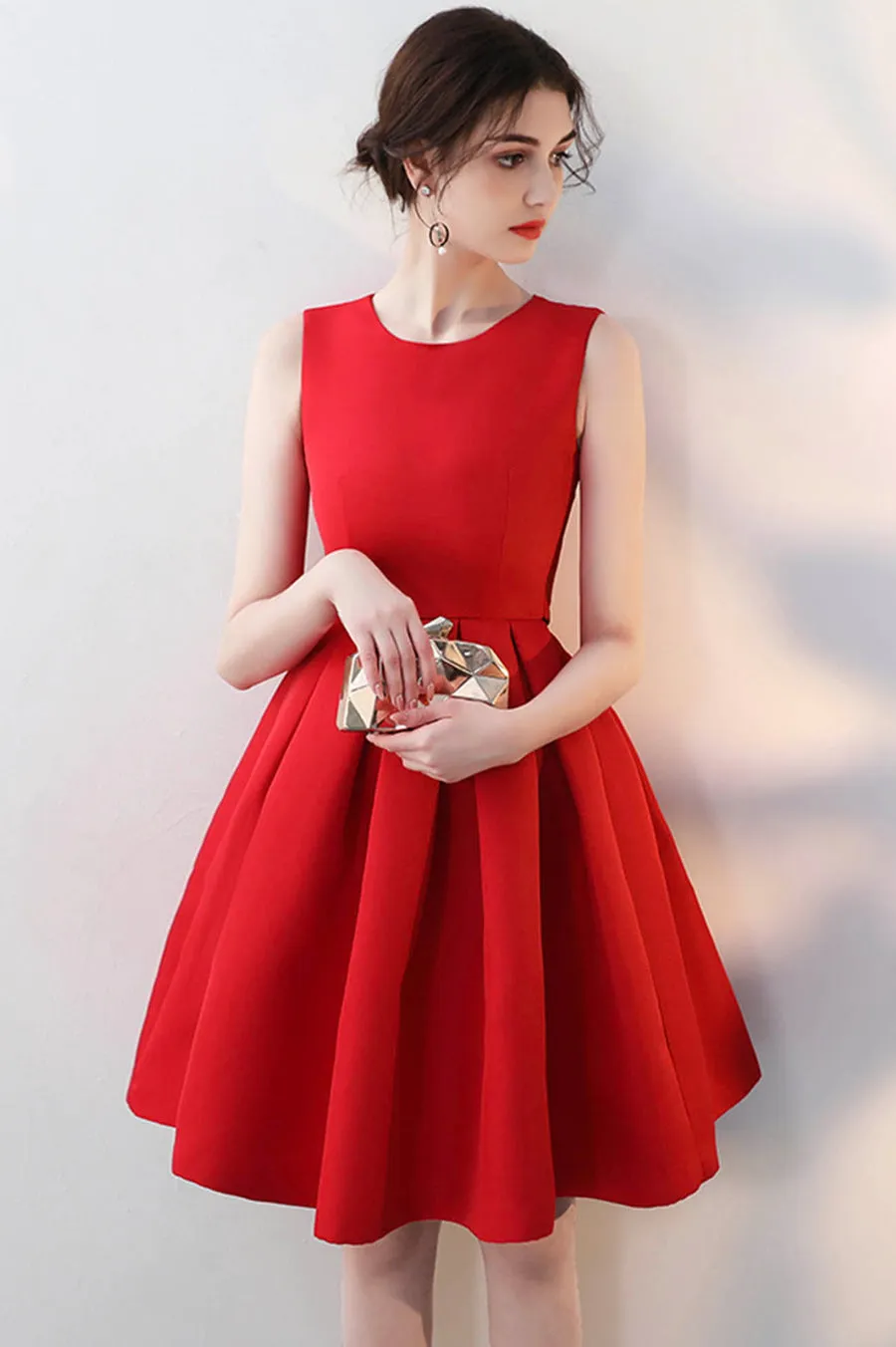 Luolandi Red Satin Short Prom Dresses A-Line Party Homecoming Dresses Cocktail Dresses
