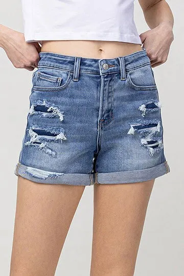 Patches distressed shorts