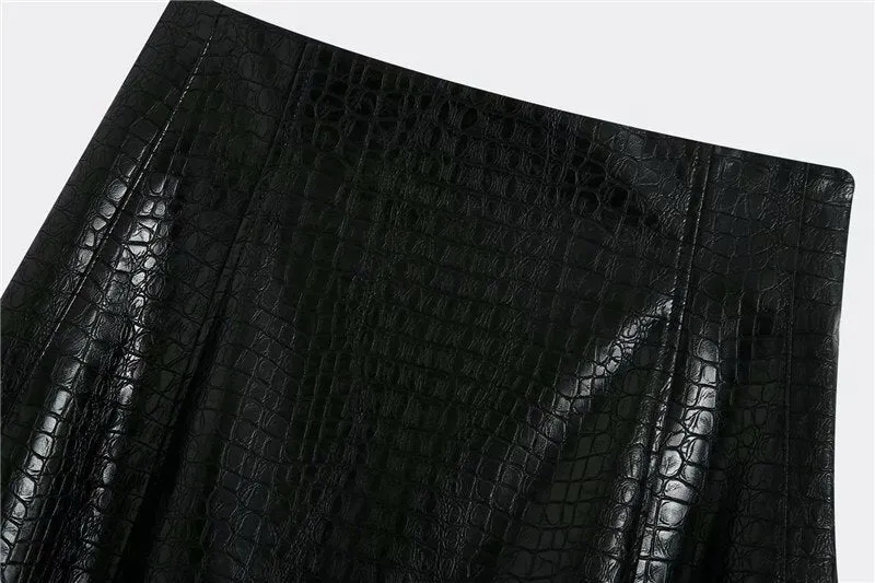 VEGAN LEATHER MINI SKIRT